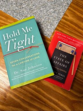 Set of 2 relationship books